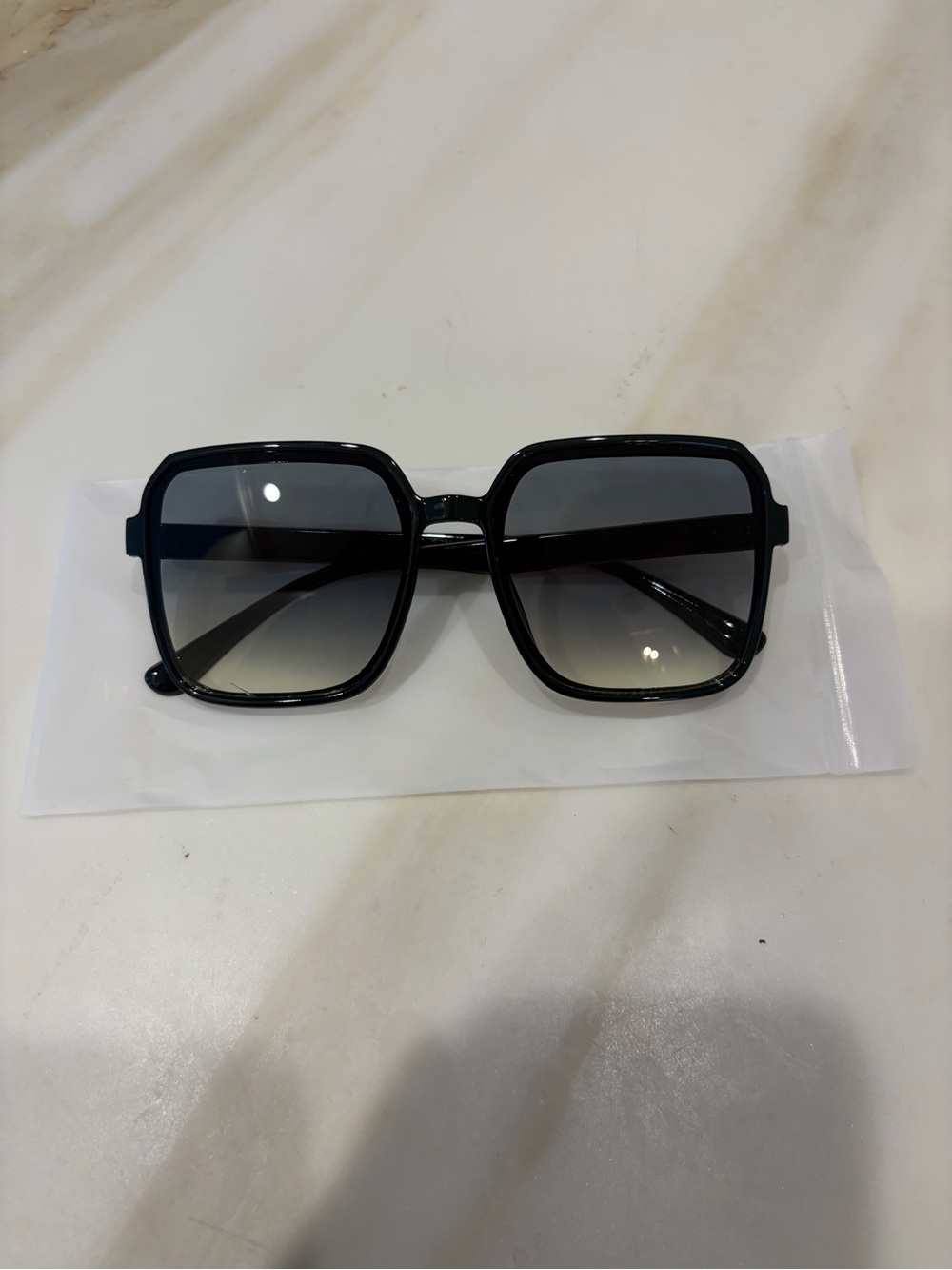 Unisex Black Oversized Square Sunglasses - Unbranded